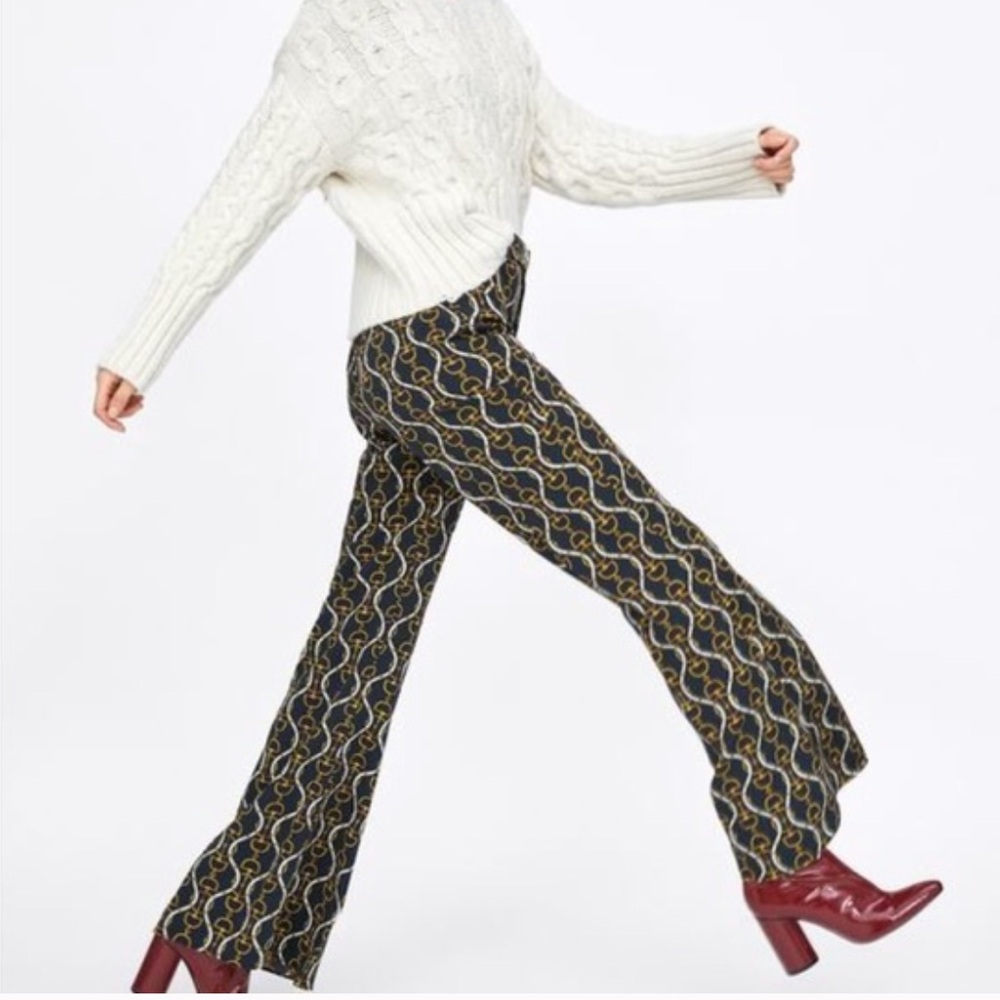 Zara Black and Gold Chain Pattern Flare Dressage Equestrian Horsebit Pants Sz S